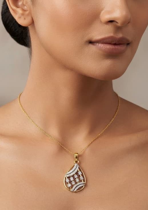 Teardrop Lattice Diamond Pendant — image 1